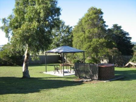 Opal Motel Leongatha Exterior photo