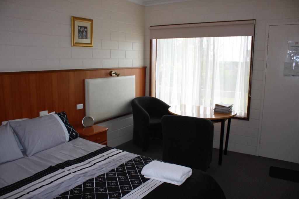 Opal Motel Leongatha Room photo