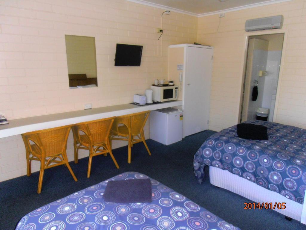 Opal Motel Leongatha Room photo